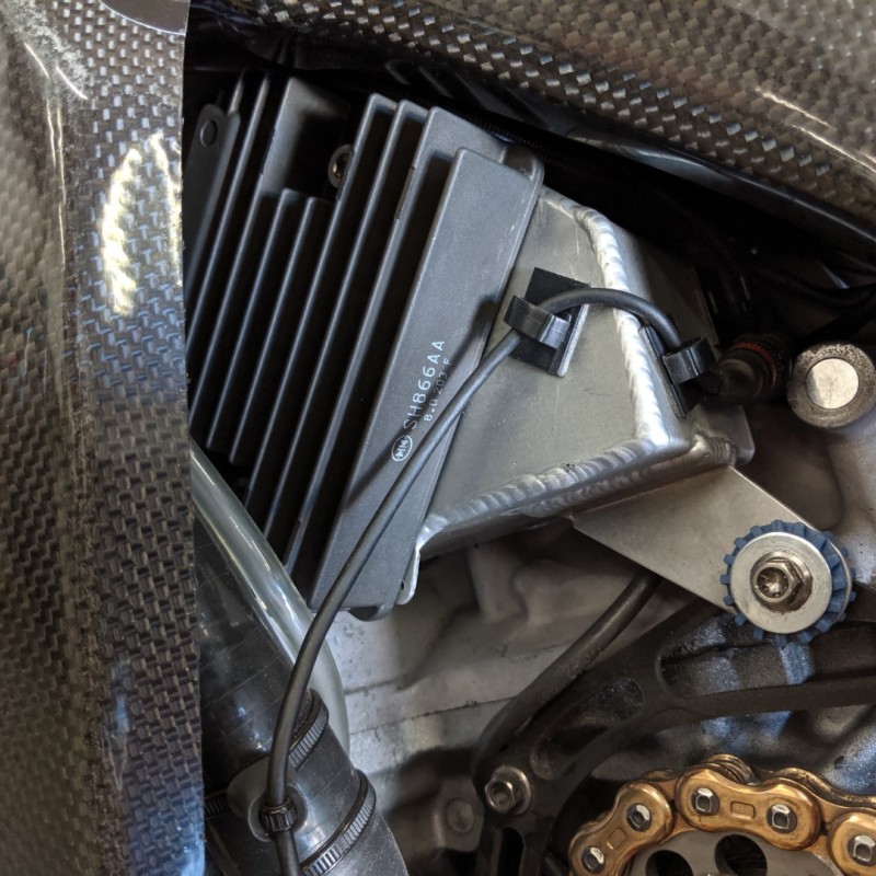 Kawasaki 2016-21 ZX-10R / ZX-10RR Aluminum Oil Catch Tank Kit